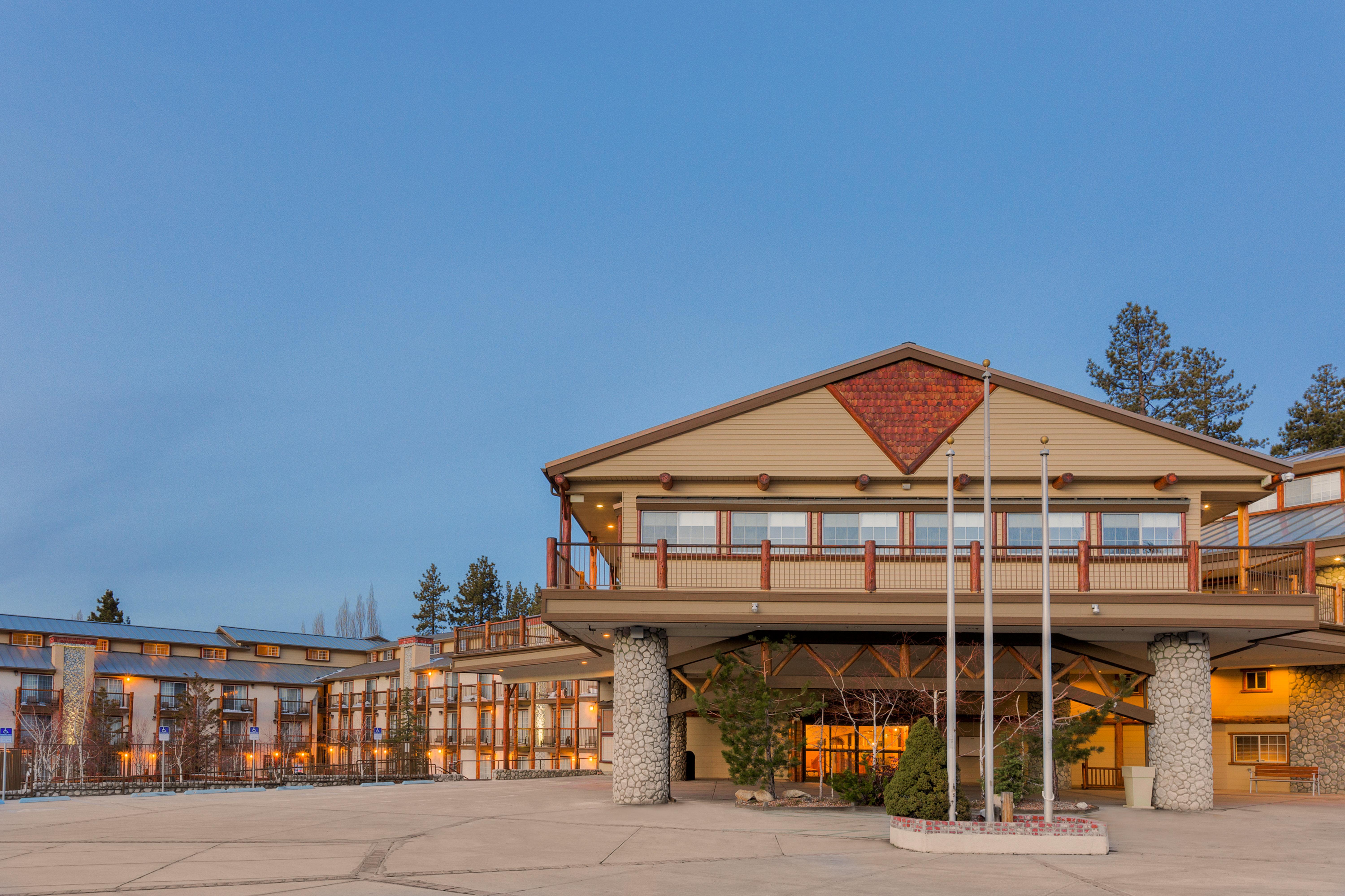 Holiday Inn Resort The Lodge At Big Bear Lake By Ihg Exterior photo