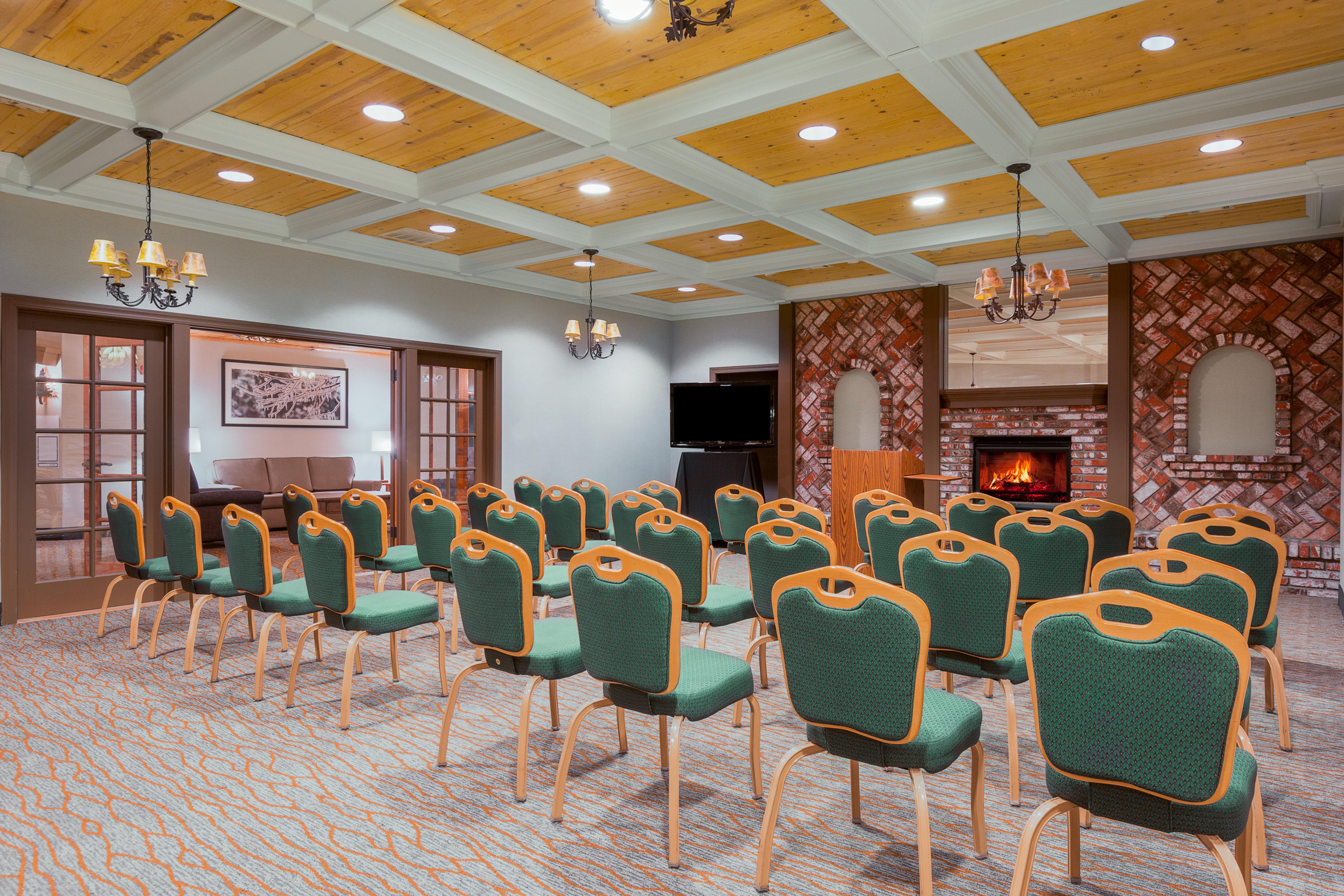 Holiday Inn Resort The Lodge At Big Bear Lake By Ihg Exterior photo